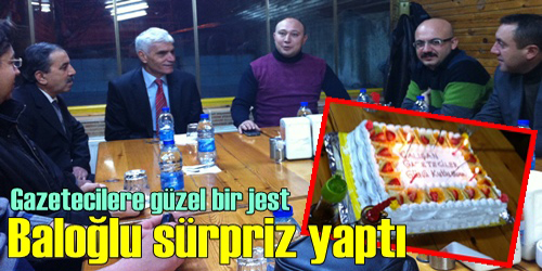 Gazetecilere Pastalı Jest!
