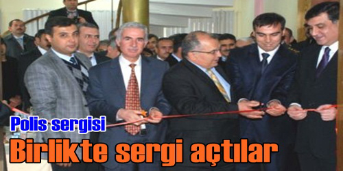 Polisler Ve Öğrenciler
