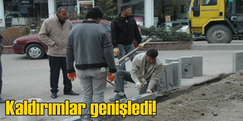 Yollar Daralıyor,  Kaldırım Genişliyor! 