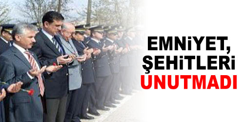 Polisten Şehitliğe Ziyaret