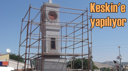 Saat Kulesi Yapılıyor