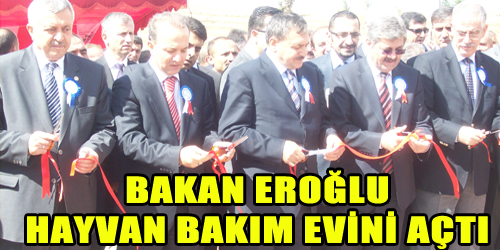 Halaylar İle Karşılandı